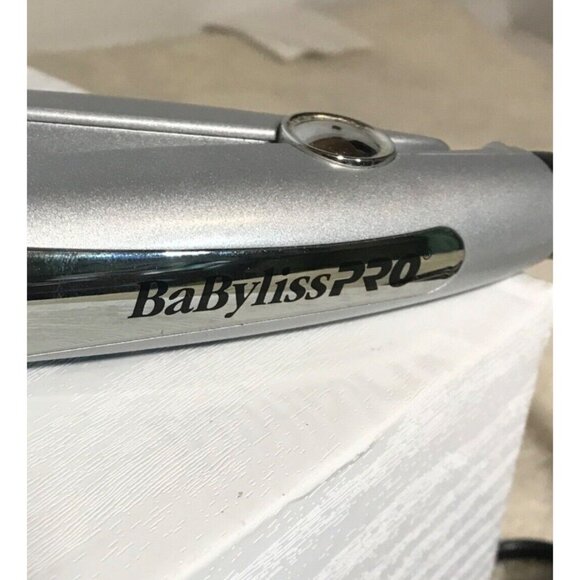 BaByliss PRO Caiman Silver Flat Iron Hair Straightener 1 1/4" 125V AC 60Hz 48W - Picture 2 of 10